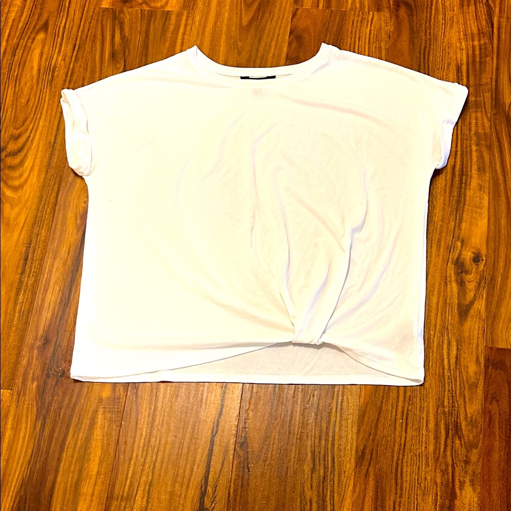 Simply Vera Vera Wang White Twist Front Tee